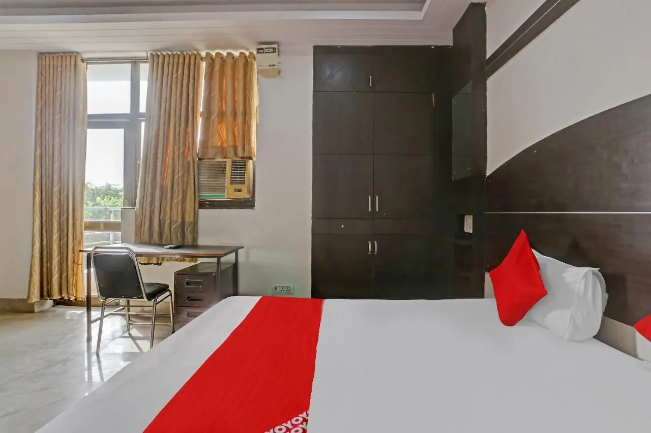 Hotel O Moonlight 古尔冈