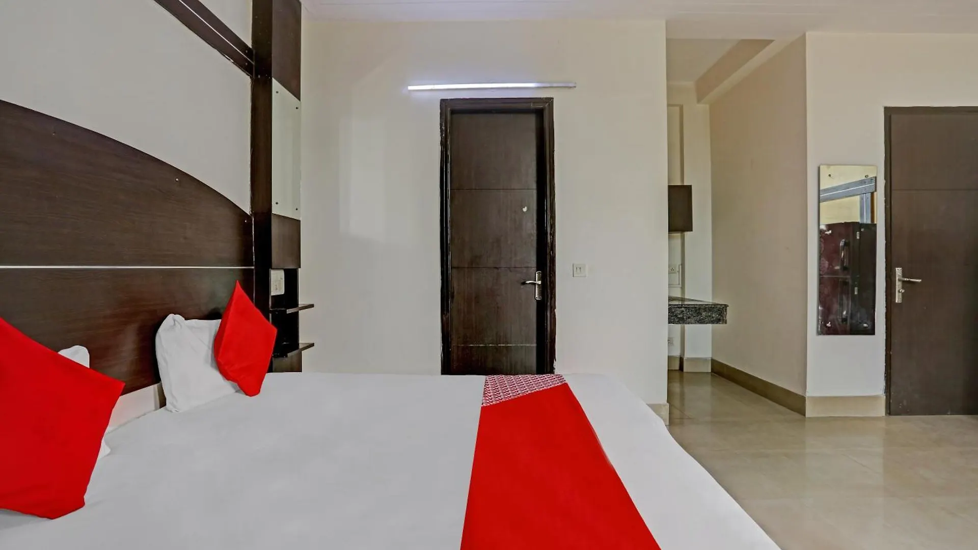 Hotel O Moonlight 古尔冈